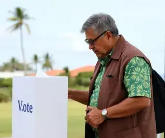 Professora Dorinha vota em Palmas